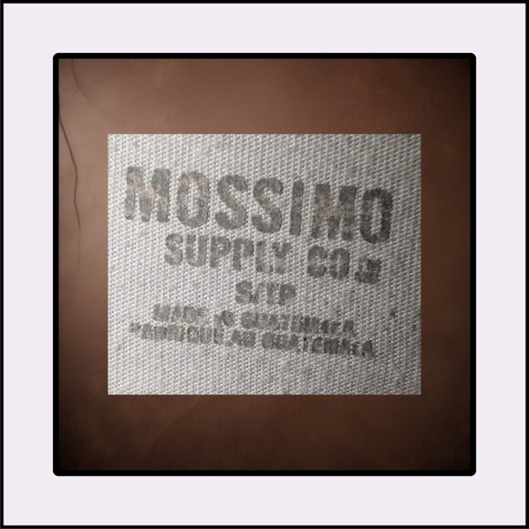 Mossimo Supply Co. White Long Sleeve V‑Neck Tee (S/P) - Picture 2 of 3